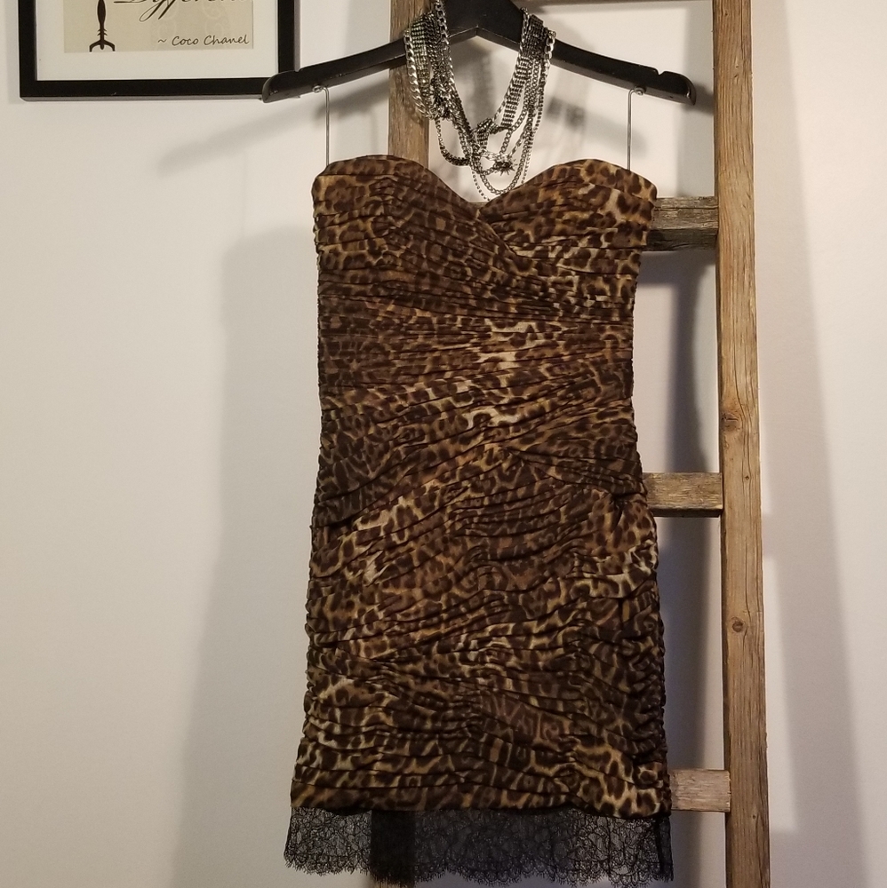 Dress - Picture 3 of 3